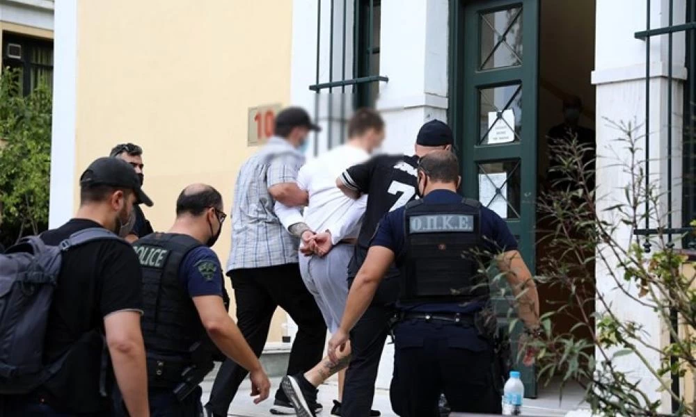 Προφυλακίστηκε ο ληστής της τράπεζας στη Μητροπόλεως